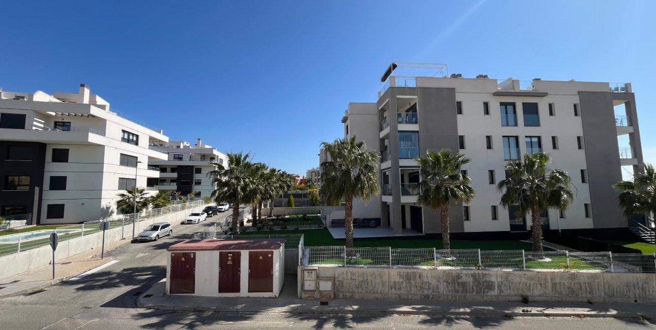 Resale - Apartment / flat -
Orihuela Costa - Villamartin