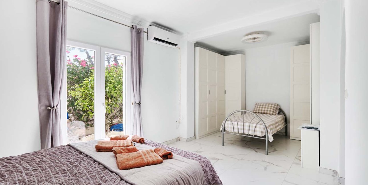 Resale - Villa -
Pinar de Campoverde - Pinar de Campoverde - Village