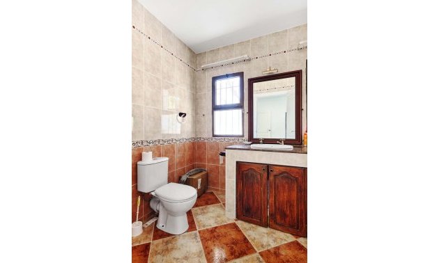 Resale - Villa -
Pinar de Campoverde - Pinar de Campoverde - Village