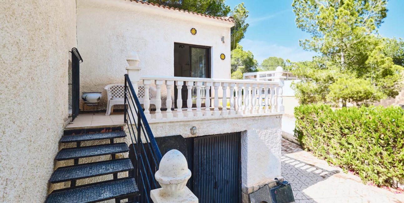 Resale - Villa -
Pinar de Campoverde - Pinar de Campoverde - Village