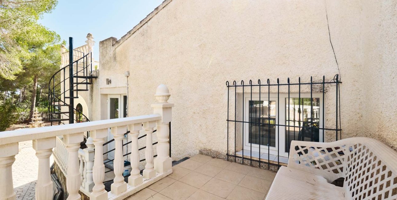 Resale - Villa -
Pinar de Campoverde - Pinar de Campoverde - Village