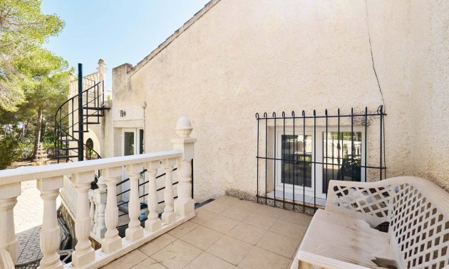Resale - Villa -
Pinar de Campoverde - Pinar de Campoverde - Village