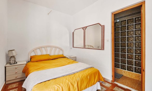 Resale - Villa -
Pinar de Campoverde - Pinar de Campoverde - Village