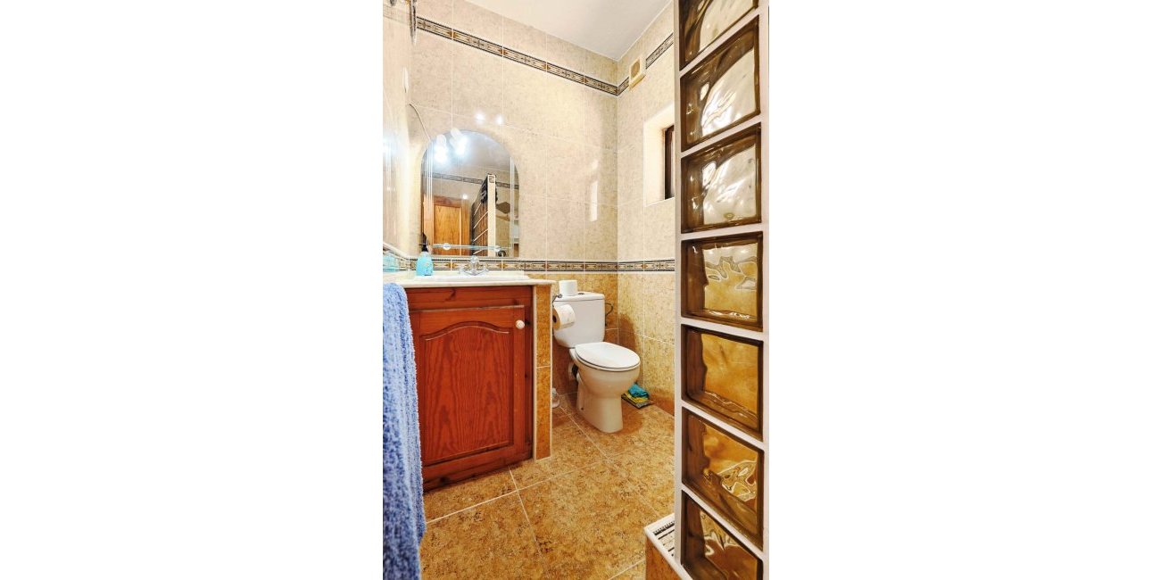 Resale - Villa -
Pinar de Campoverde - Pinar de Campoverde - Village
