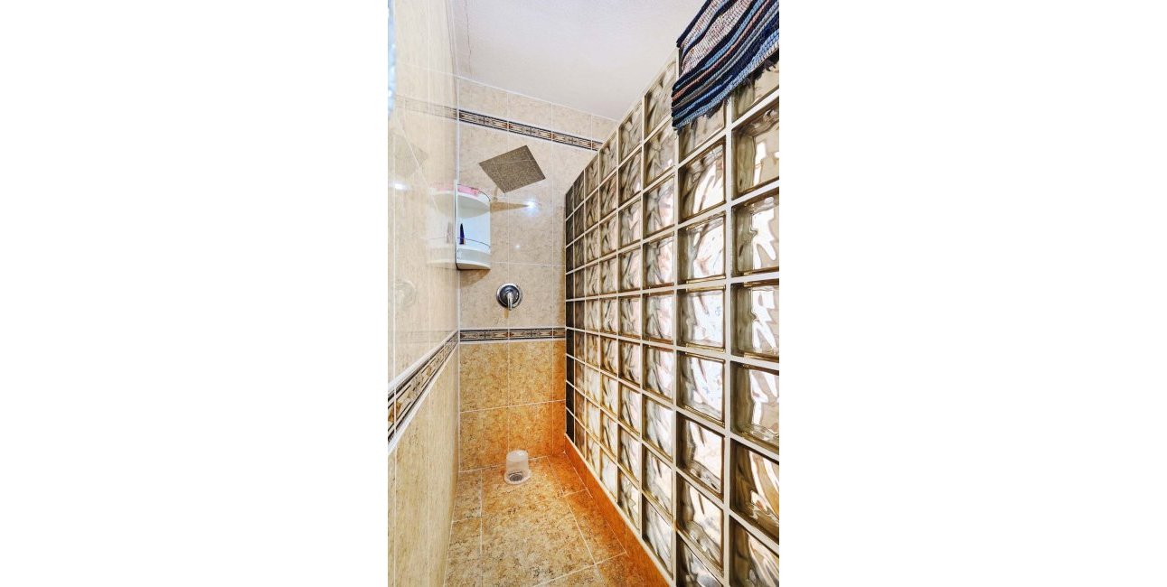 Resale - Villa -
Pinar de Campoverde - Pinar de Campoverde - Village