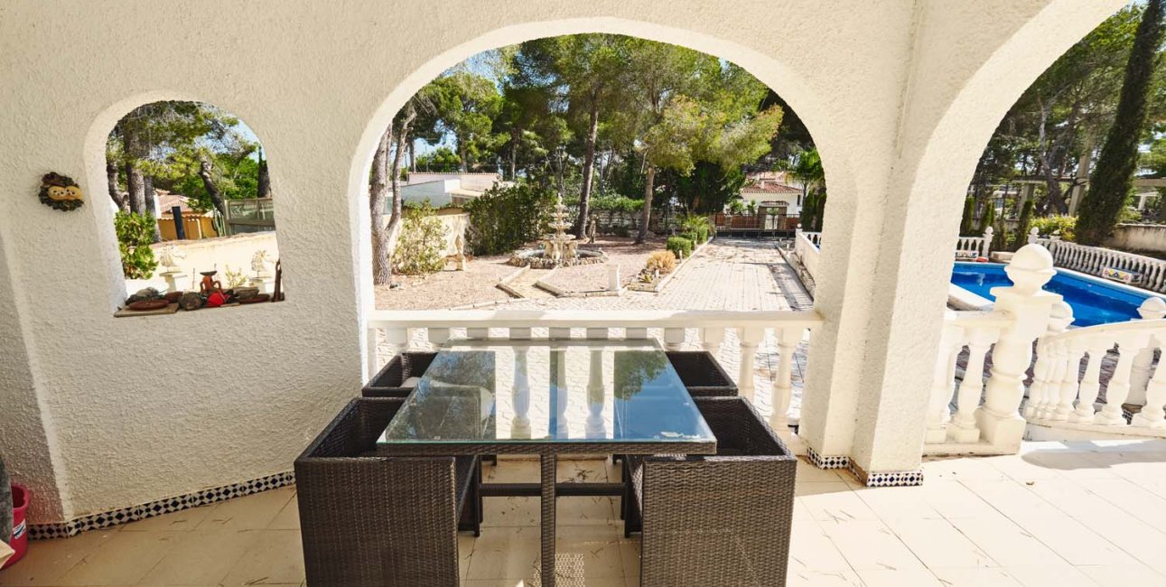 Resale - Villa -
Pinar de Campoverde - Pinar de Campoverde - Village