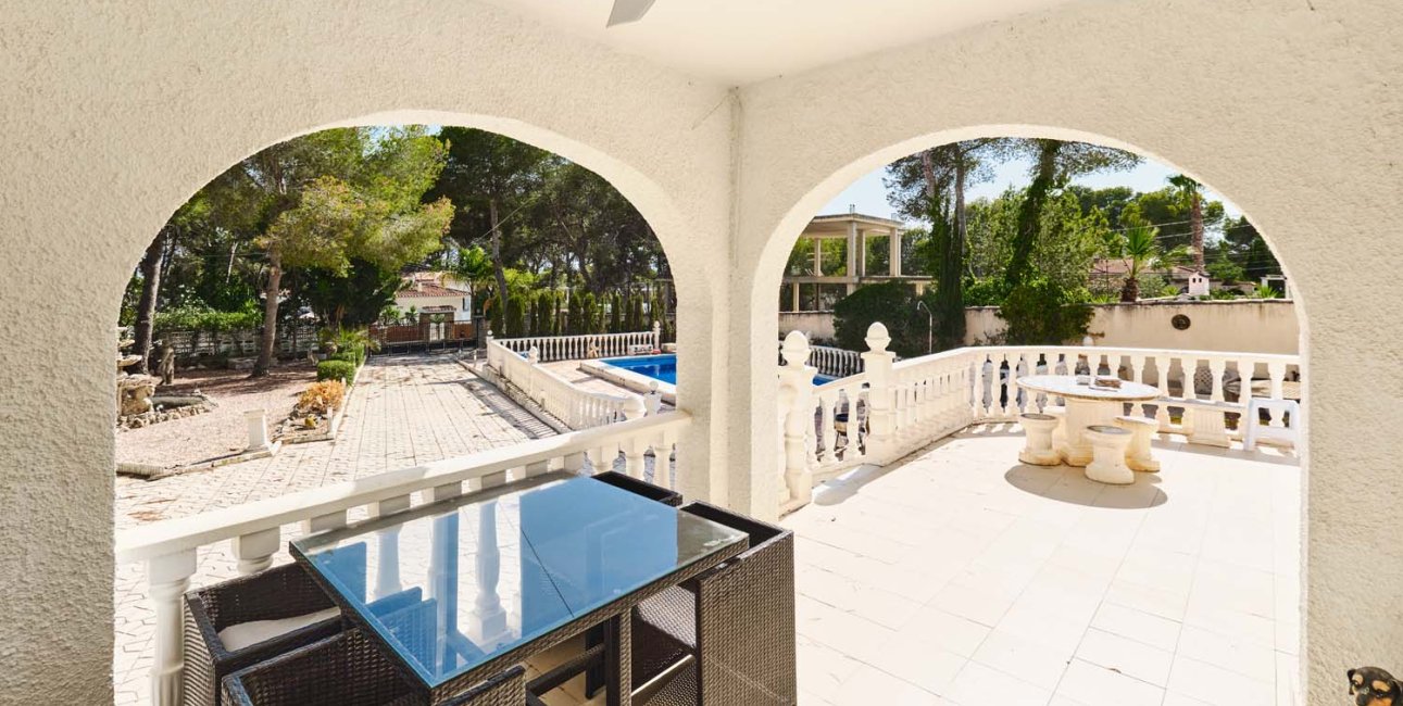 Resale - Villa -
Pinar de Campoverde - Pinar de Campoverde - Village