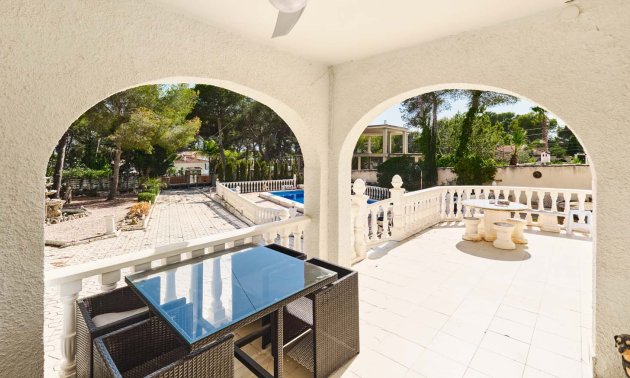 Resale - Villa -
Pinar de Campoverde - Pinar de Campoverde - Village