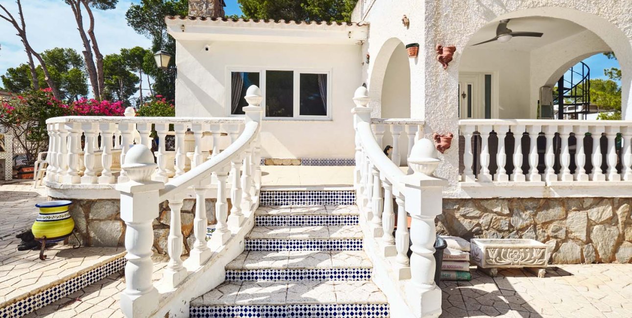 Resale - Villa -
Pinar de Campoverde - Pinar de Campoverde - Village