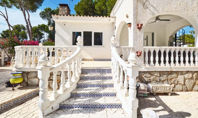 Resale - Villa -
Pinar de Campoverde - Pinar de Campoverde - Village