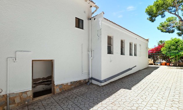 Resale - Villa -
Pinar de Campoverde - Pinar de Campoverde - Village