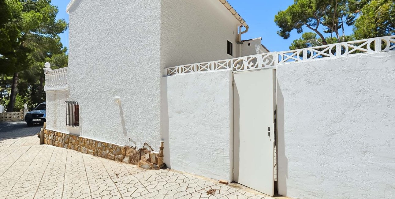 Resale - Villa -
Pinar de Campoverde - Pinar de Campoverde - Village