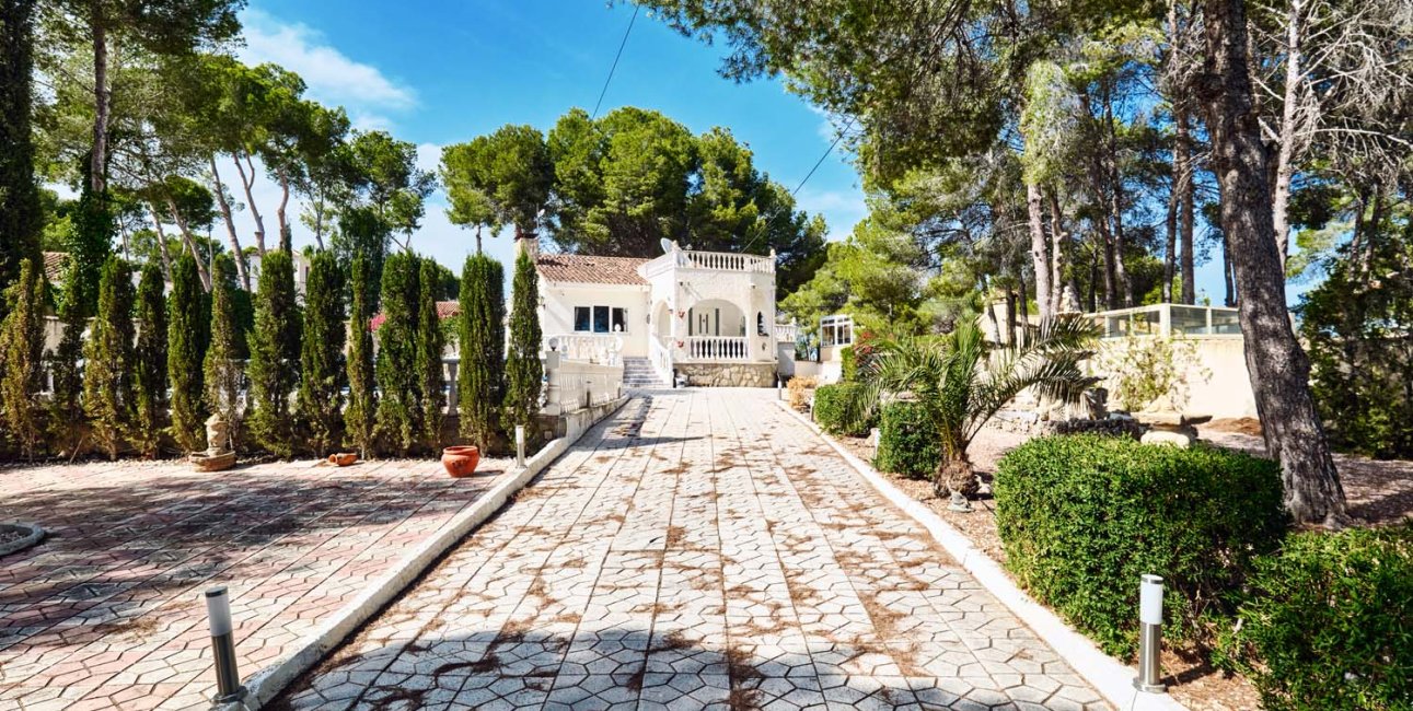 Resale - Villa -
Pinar de Campoverde - Pinar de Campoverde - Village