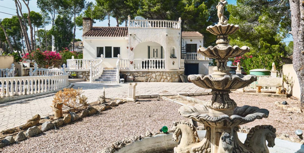 Resale - Villa -
Pinar de Campoverde - Pinar de Campoverde - Village