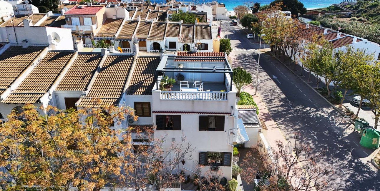 Resale - Townhouse -
Orihuela Costa - Mil Palmeras
