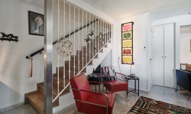 Resale - Townhouse -
Orihuela Costa - Mil Palmeras