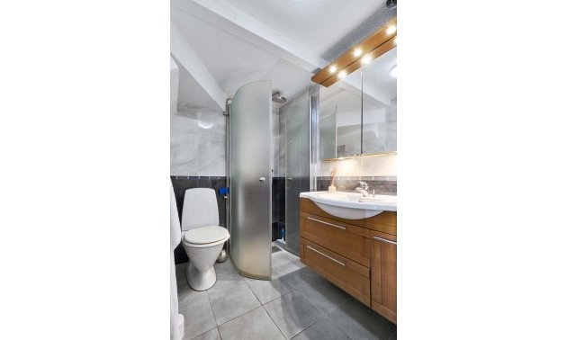 Resale - Townhouse -
Orihuela Costa - Mil Palmeras