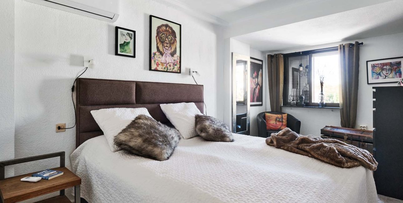 Resale - Townhouse -
Orihuela Costa - Mil Palmeras