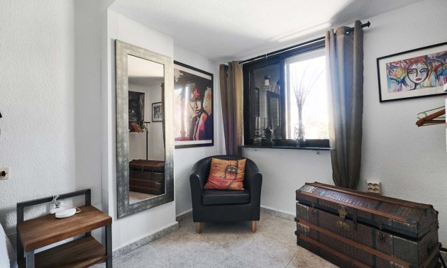 Resale - Townhouse -
Orihuela Costa - Mil Palmeras