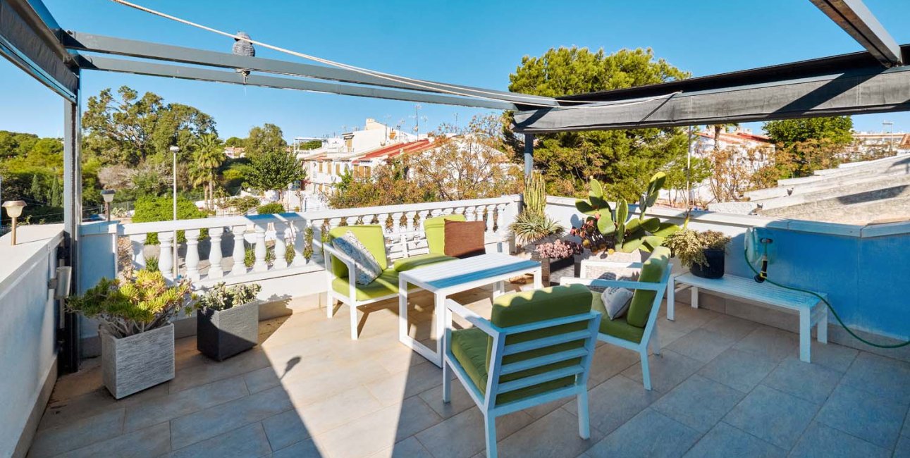 Resale - Townhouse -
Orihuela Costa - Mil Palmeras
