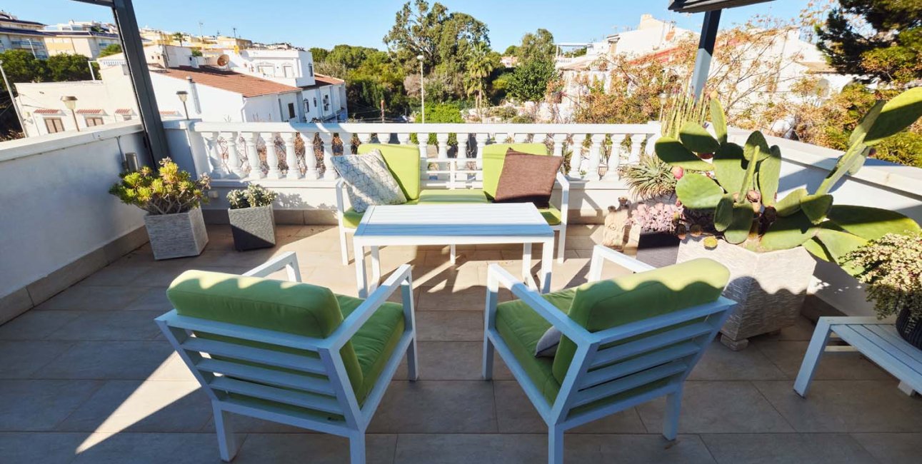 Resale - Townhouse -
Orihuela Costa - Mil Palmeras