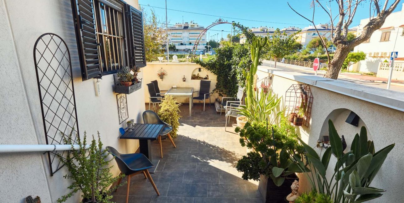 Resale - Townhouse -
Orihuela Costa - Mil Palmeras
