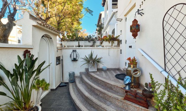 Resale - Townhouse -
Orihuela Costa - Mil Palmeras