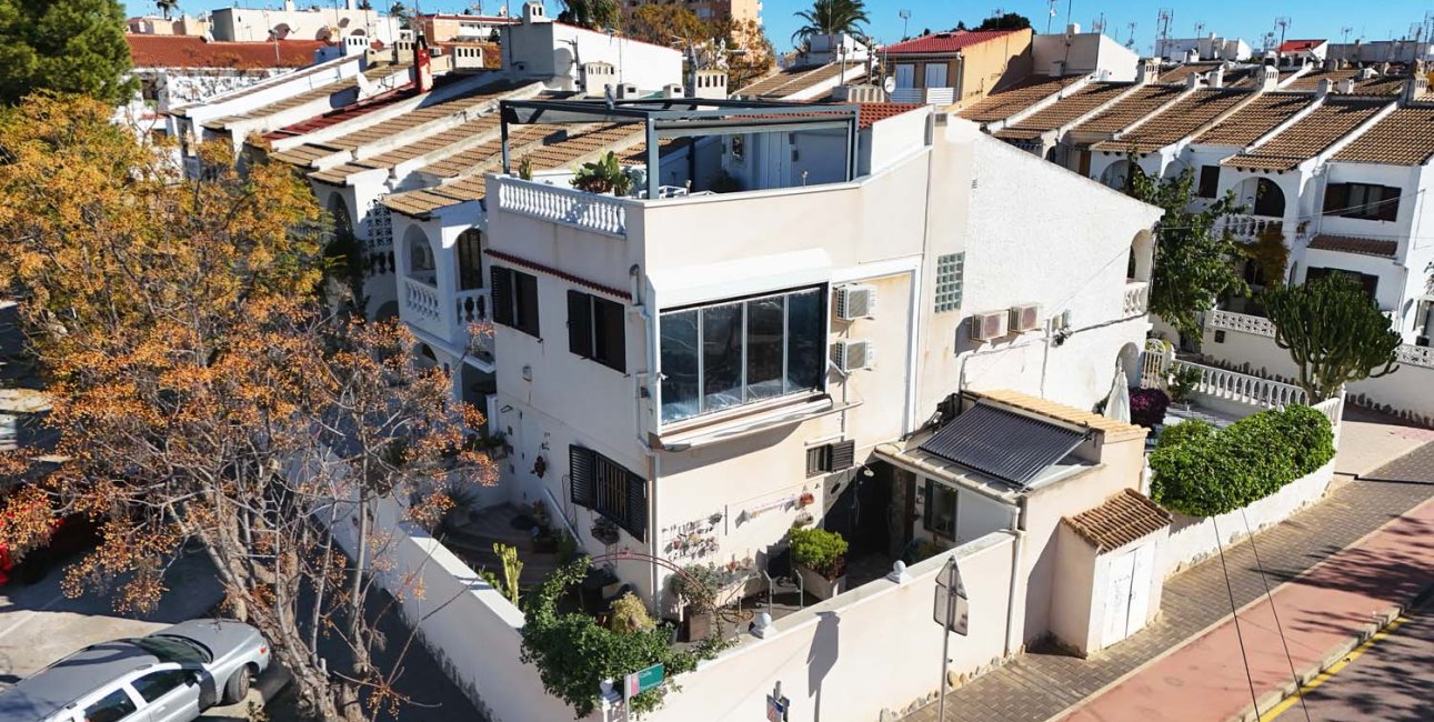 Resale - Townhouse -
Orihuela Costa - Mil Palmeras