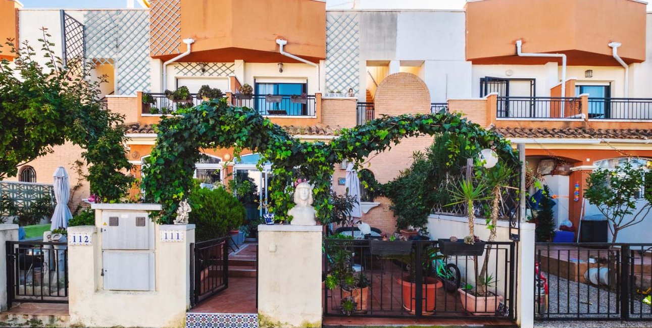 Reventa - Adosado -
Orihuela Costa - Villamartin