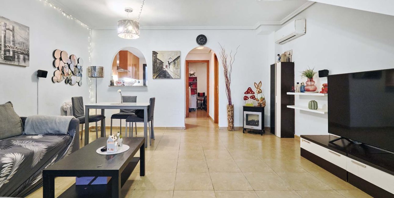 Reventa - Adosado -
Orihuela Costa - Villamartin