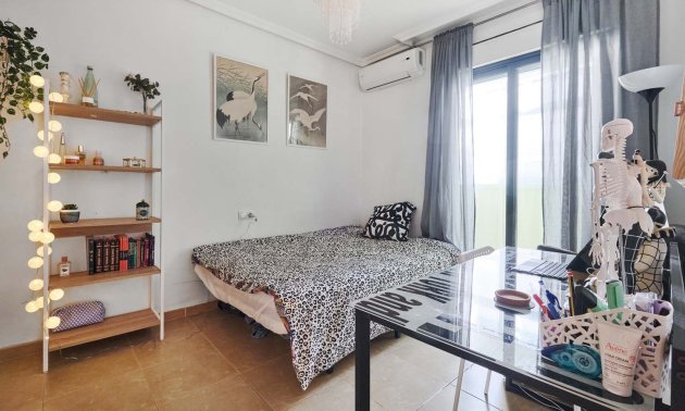 Reventa - Adosado -
Orihuela Costa - Villamartin