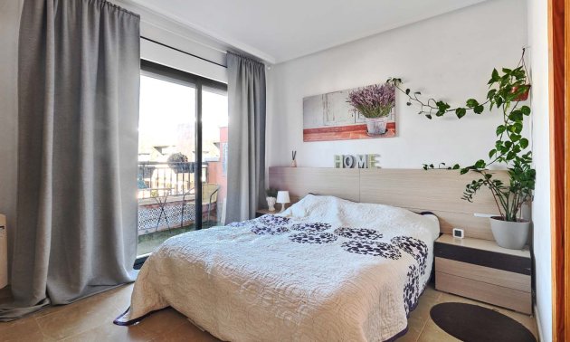 Reventa - Adosado -
Orihuela Costa - Villamartin