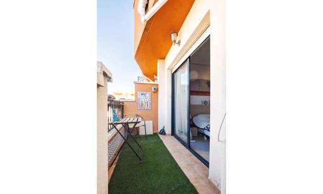 Reventa - Adosado -
Orihuela Costa - Villamartin