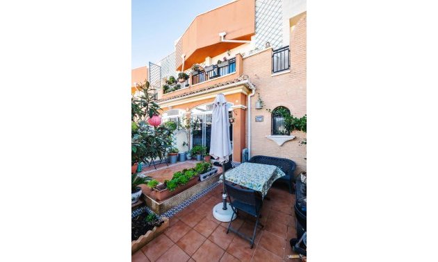 Reventa - Adosado -
Orihuela Costa - Villamartin