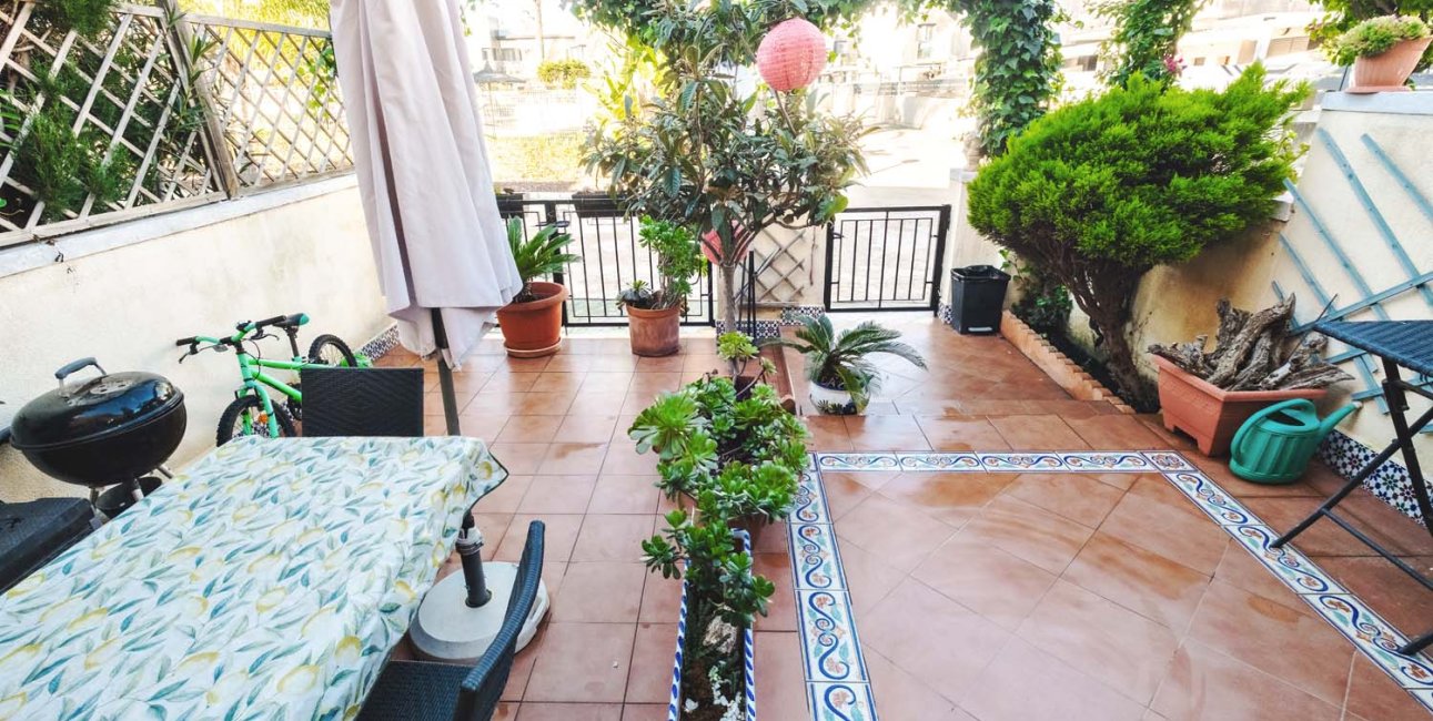 Reventa - Adosado -
Orihuela Costa - Villamartin