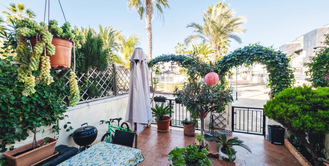 Reventa - Adosado -
Orihuela Costa - Villamartin