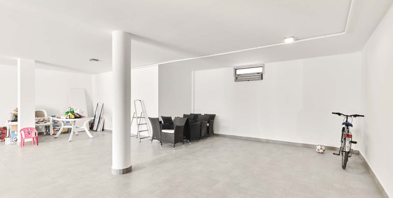 Resale - Villa -
San Miguel de Salinas - La Cañada - Los Alcores