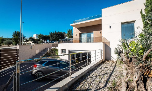 Resale - Villa -
San Miguel de Salinas - La Cañada - Los Alcores