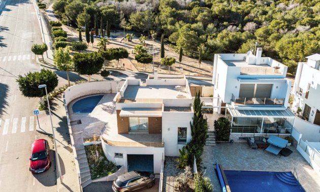 Resale - Villa -
San Miguel de Salinas - La Cañada - Los Alcores