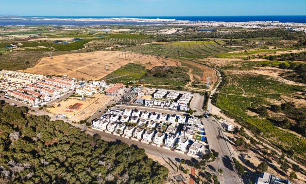 Resale - Villa -
San Miguel de Salinas - La Cañada - Los Alcores