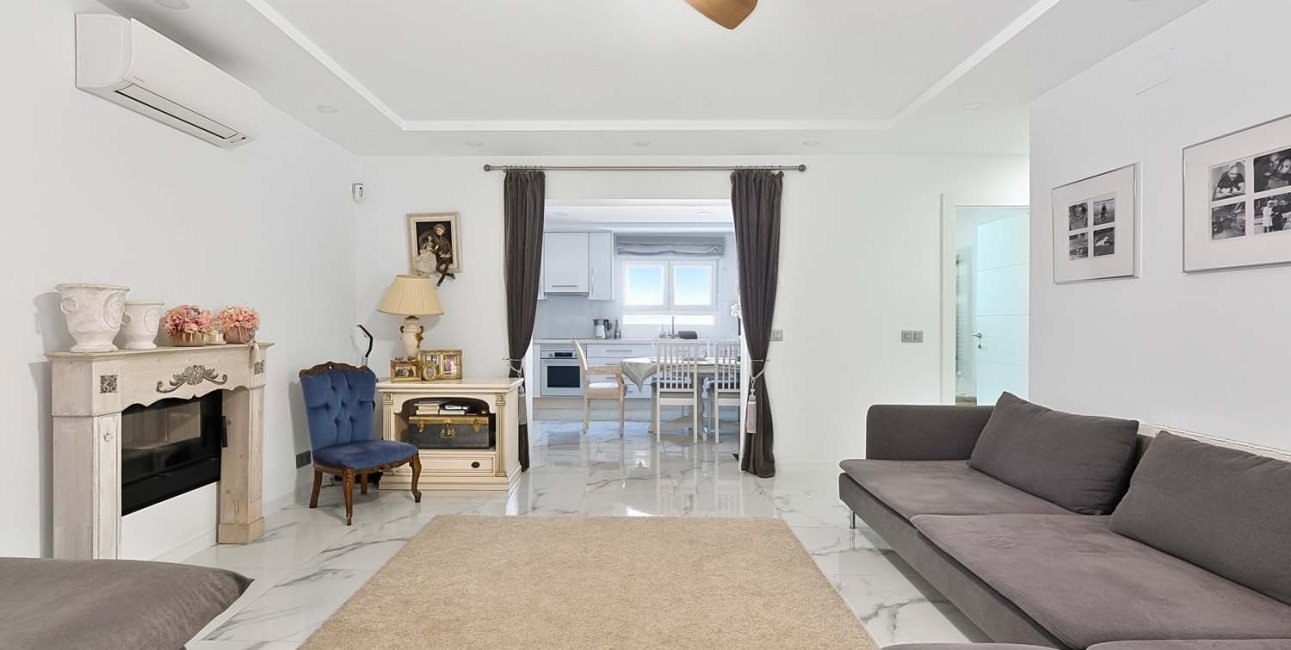 Resale - Villa -
Pinar de Campoverde - Pinar de Campoverde - Village