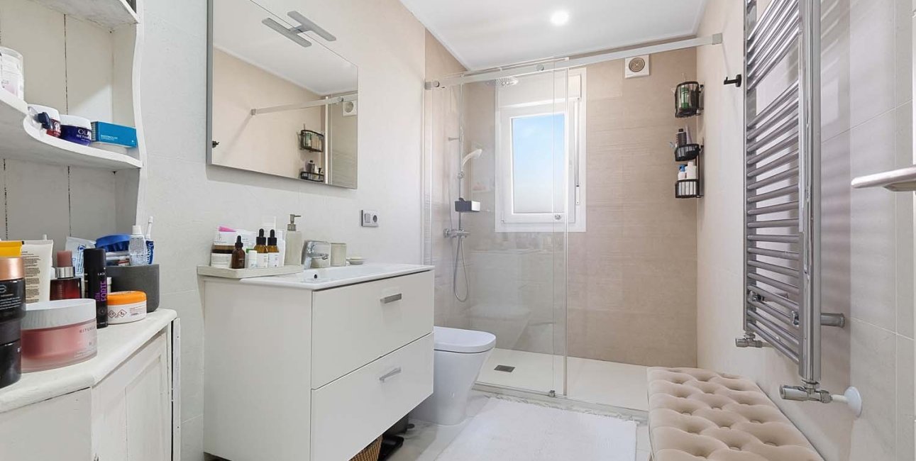 Resale - Villa -
Pinar de Campoverde - Pinar de Campoverde - Village