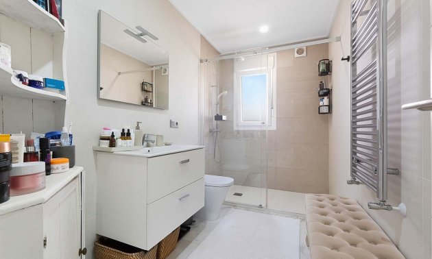 Resale - Villa -
Pinar de Campoverde - Pinar de Campoverde - Village