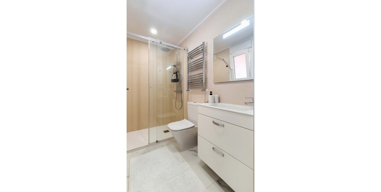 Resale - Villa -
Pinar de Campoverde - Pinar de Campoverde - Village