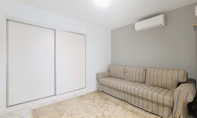 Resale - Villa -
Pinar de Campoverde - Pinar de Campoverde - Village