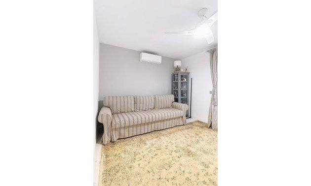 Resale - Villa -
Pinar de Campoverde - Pinar de Campoverde - Village