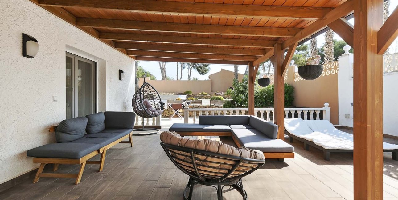 Resale - Villa -
Pinar de Campoverde - Pinar de Campoverde - Village
