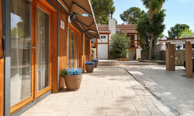 Resale - Villa -
Pinar de Campoverde - Pinar de Campoverde - Village