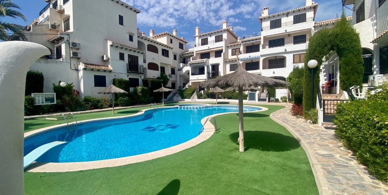 Resale - Apartment / flat -
Orihuela Costa - Cabo Roig
