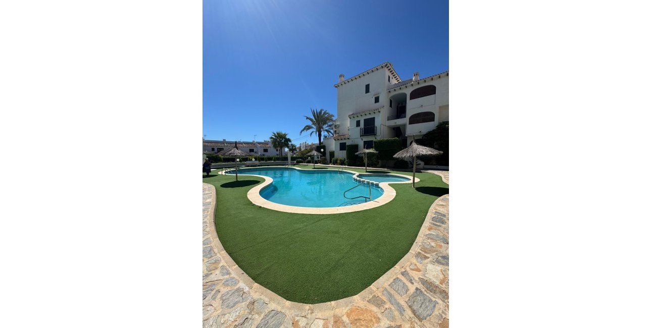 Resale - Apartment / flat -
Orihuela Costa - Cabo Roig